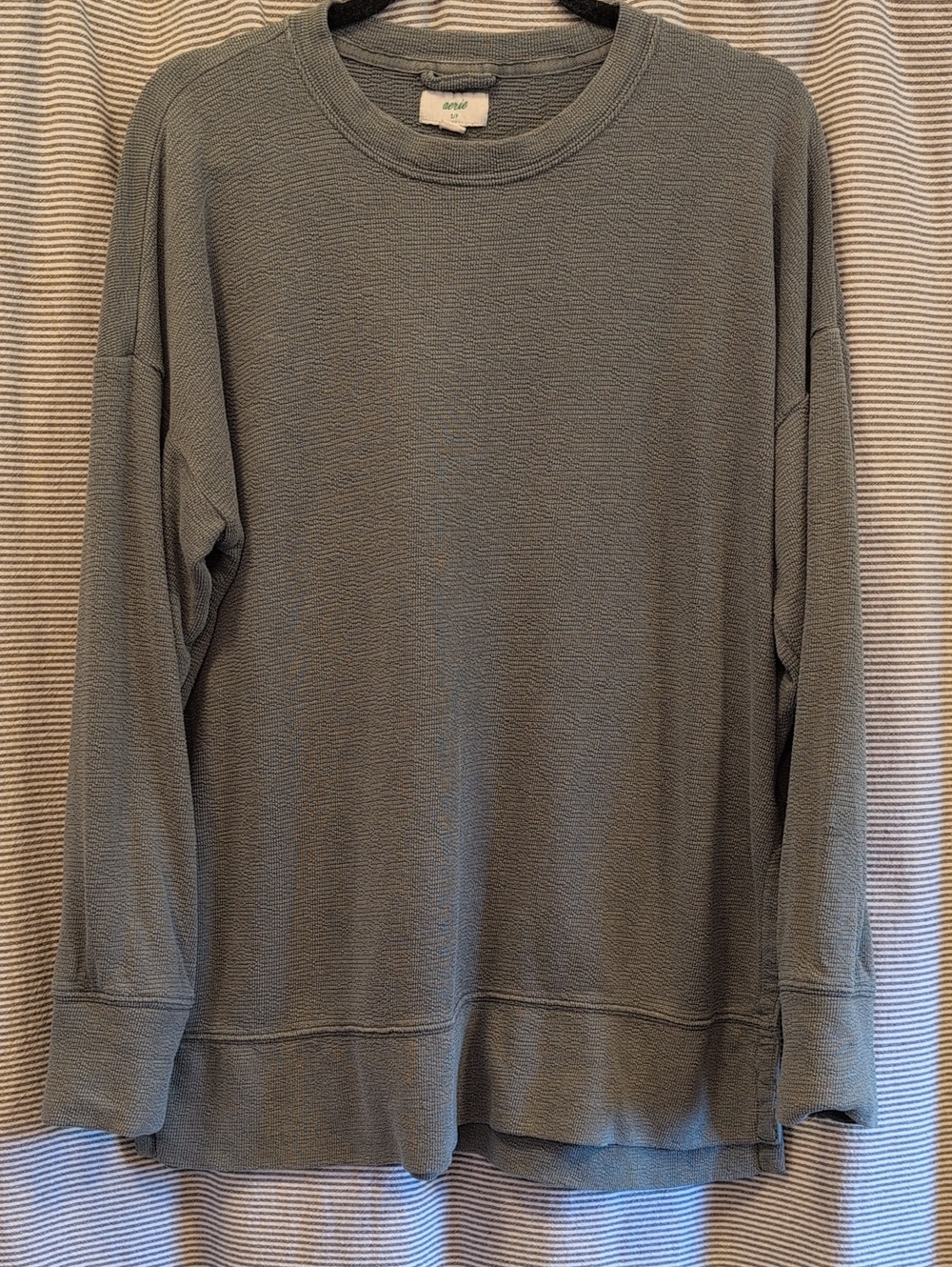 Aerie oversized Long-Sleeve Crewneck Sweatshirt